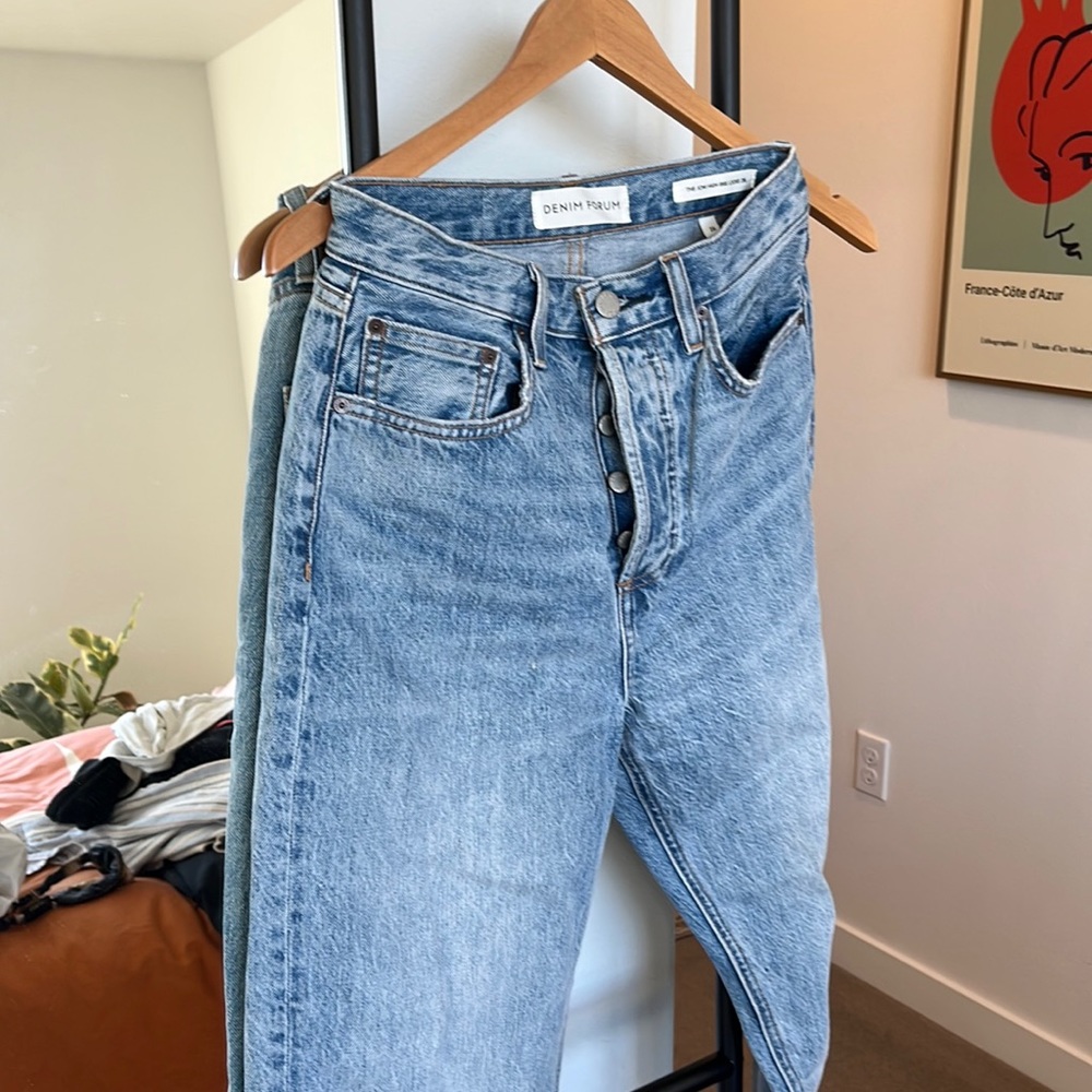 High waisted jeans